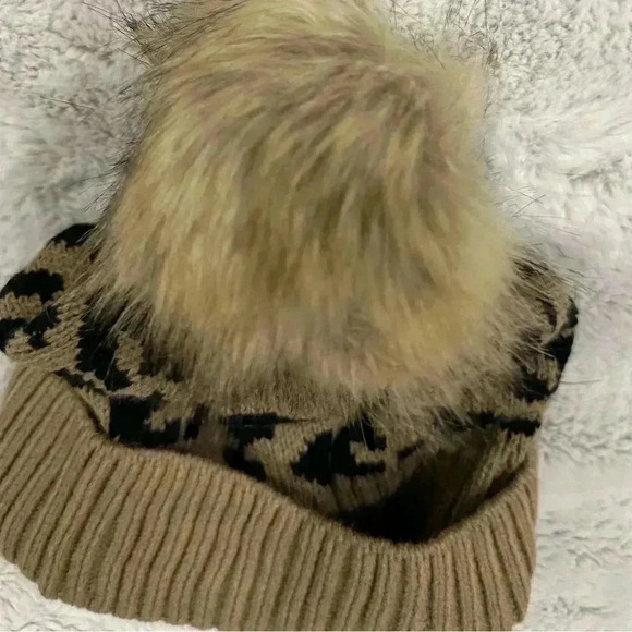 Leopard knitted cap black and brown - Picture 3 of 3